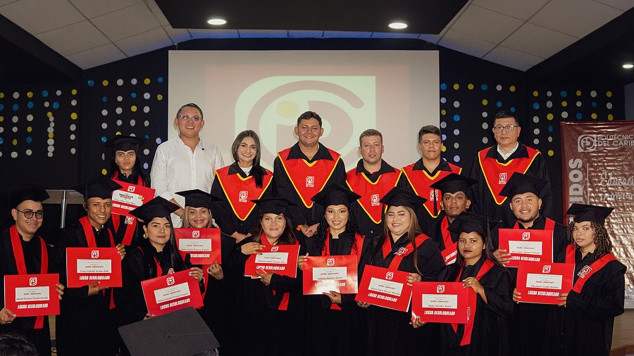🎓 El Politécnico del Caribe celebró la graduación de una nueva generación de técnicos en Sincé